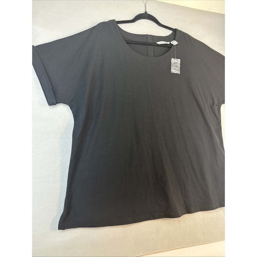 Issac Mizrahi Live! Black Shortsleeve Tip Women's Size 2X Blouse, Buttons On Bac - Picture 3 of 9